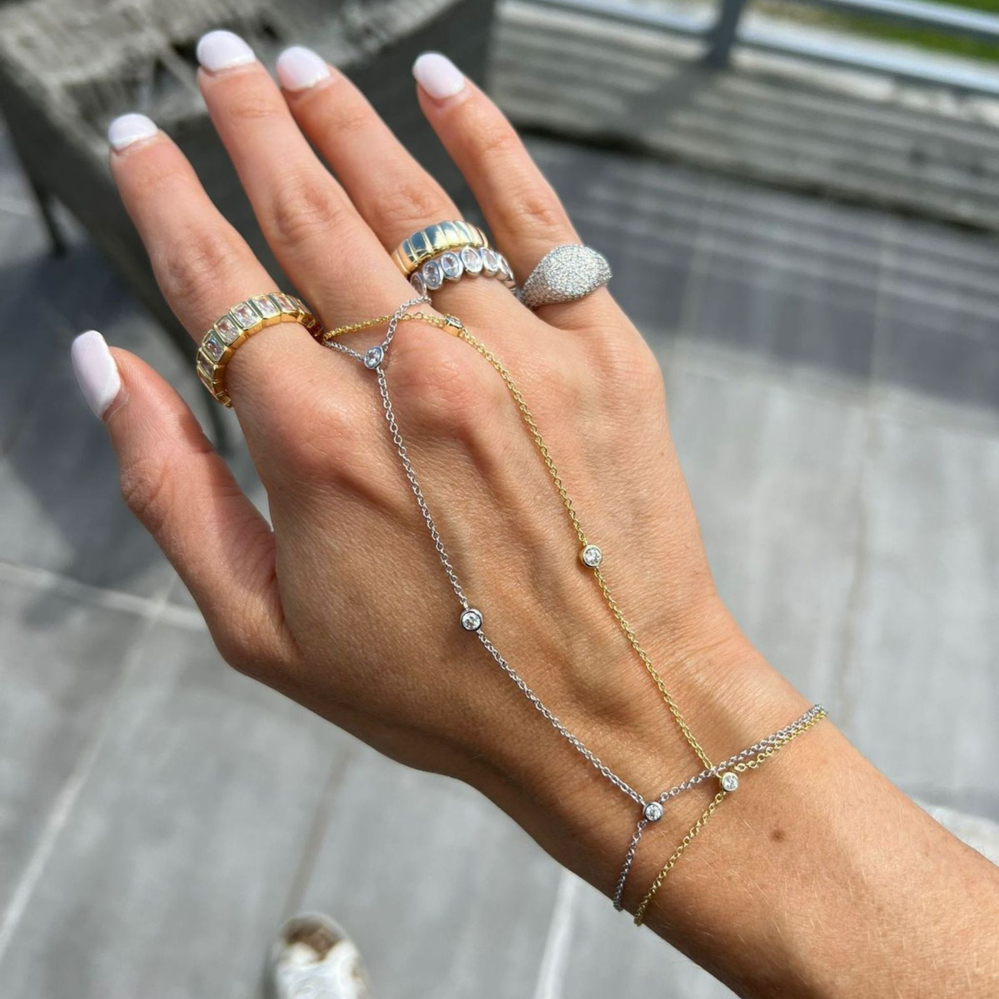Simple gold and silver handchain